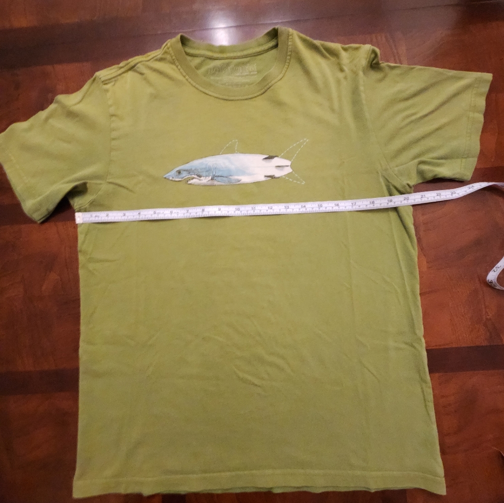 Men t-shirt short sleeve